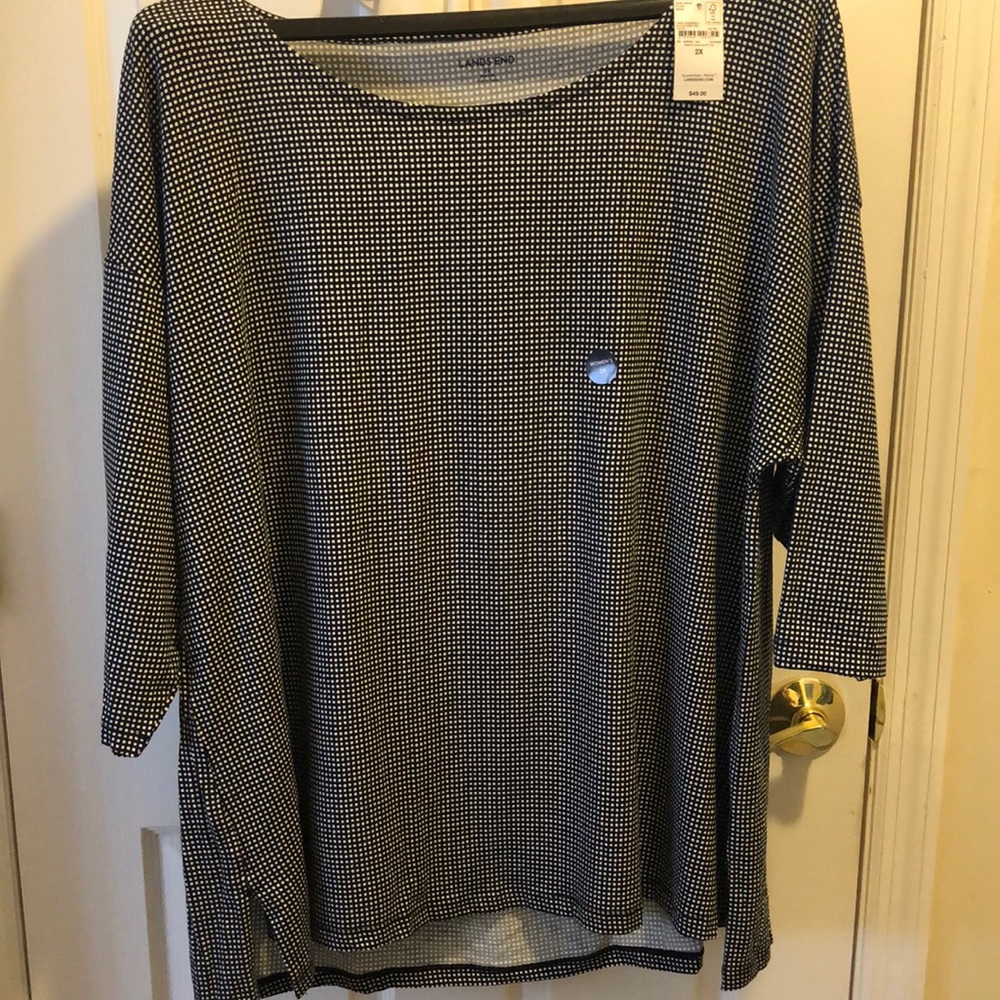 Lands End NWT 2X Black and White pattern Blouse